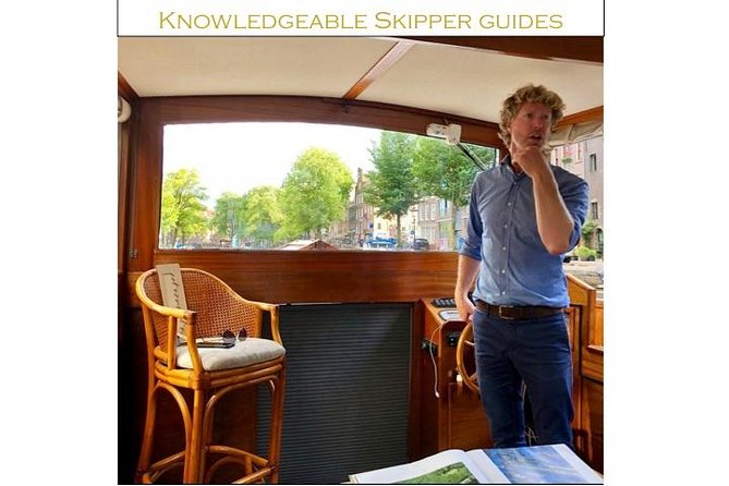 Exclusive Cruise! 90 min - 12 guests max - Book Leemstar! - A 1928 electric saloon boat on Amsterdam canals