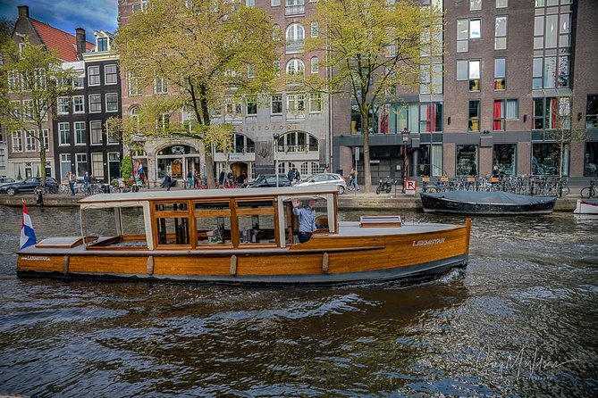 Exclusive Cruise! 90 min - 12 guests max - Book Leemstar! - Getting on board at Prinsengracht, then settling in