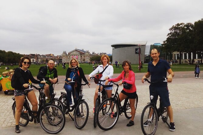 Explore Amsterdam by Bike in the Company of a French Local Guide - Practical tips to make the 2.5 hours feel worth it