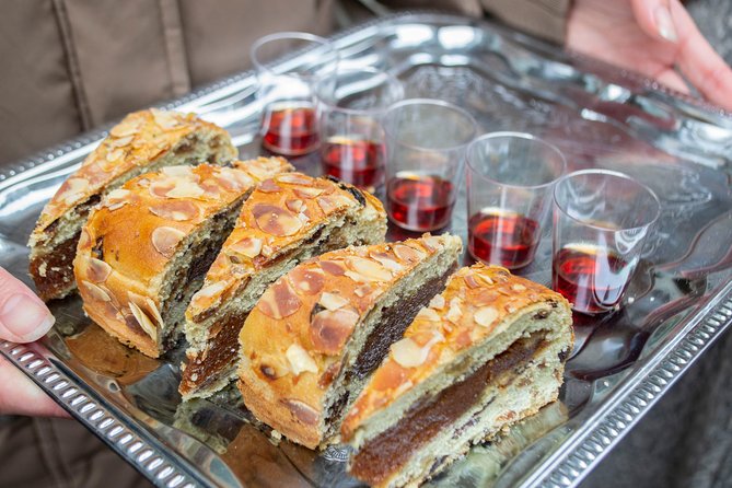 Food Walking Tour of The Hague - by Bites & Stories - Haagsche Harry, the comic hero statue, and a playful side of the city