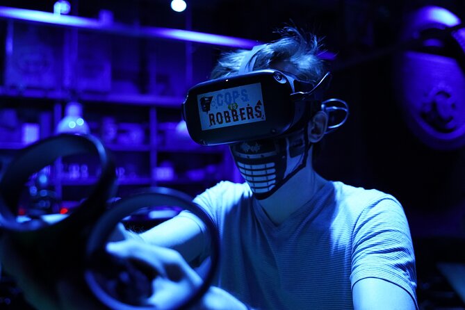 Free Roam VR in Amsterdam – Immerse Yourself in a Virtual World! - Who Should Book This VR Session