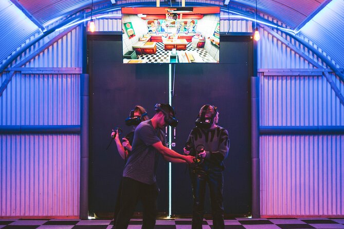 Free Roam VR in Amsterdam – Immerse Yourself in a Virtual World! - The 1 Hour Game Flow, From Check-In to First Moves