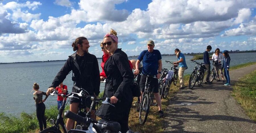 From Amsterdam: Countryside Bike Tour - Escaping Amsterdam for real, not just for a photo stop