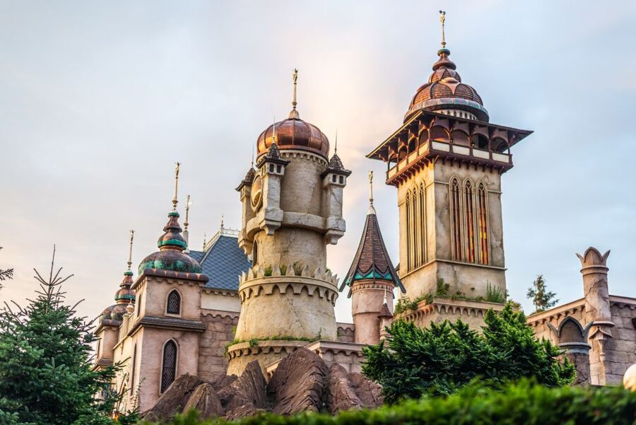 From Amsterdam: Day Trip to Efteling Theme Park with Ticket - Efteling is the Netherlands’ fairy-tale park, with myth built in