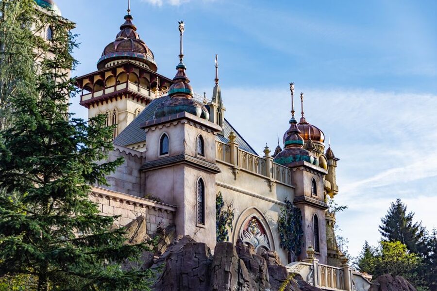 From Amsterdam: Day Trip to Efteling Theme Park with Ticket - Price and what $590 per person is really buying