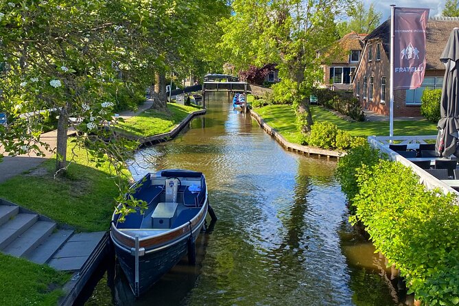 From Amsterdam: Giethoorn Day Trip with Canal & Village Tour - Windmills, context, and why that stop matters