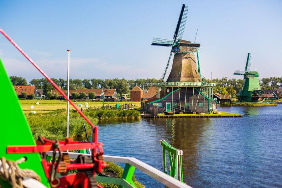 From Amsterdam: Keukenhof and Dutch Countryside Tour - Keukenhof and the Dutch Countryside, all in one packed day