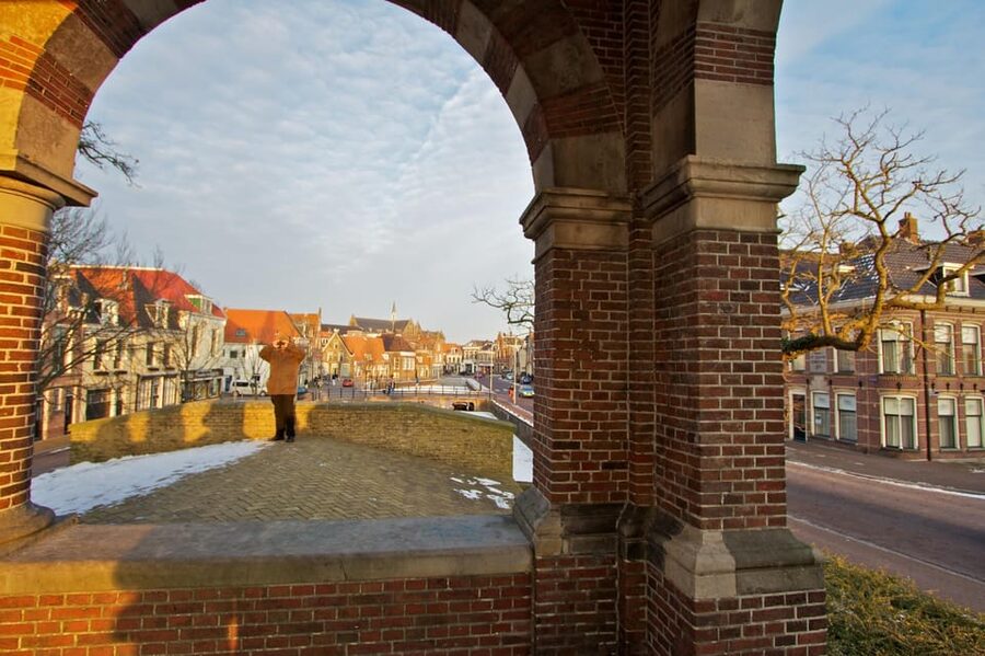 From Amsterdam: visit Zaanse Schans, Muiderslot and more! - Sneek and the Watergate: Friesland’s eleven cities in 45 minutes