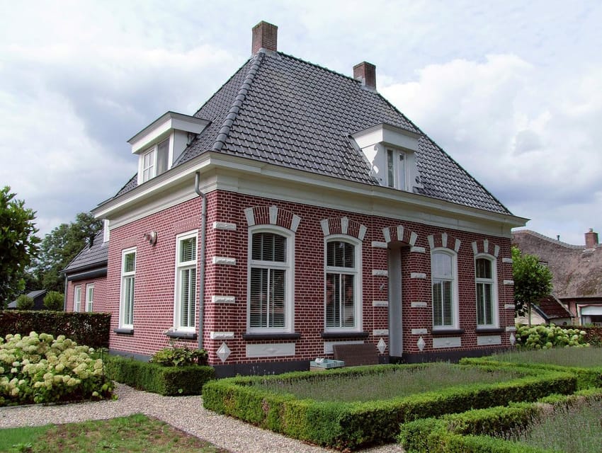 From Amsterdam: Zaanse Schans and Giethoorn Countryside Trip - Who this tour suits best, and who should pass