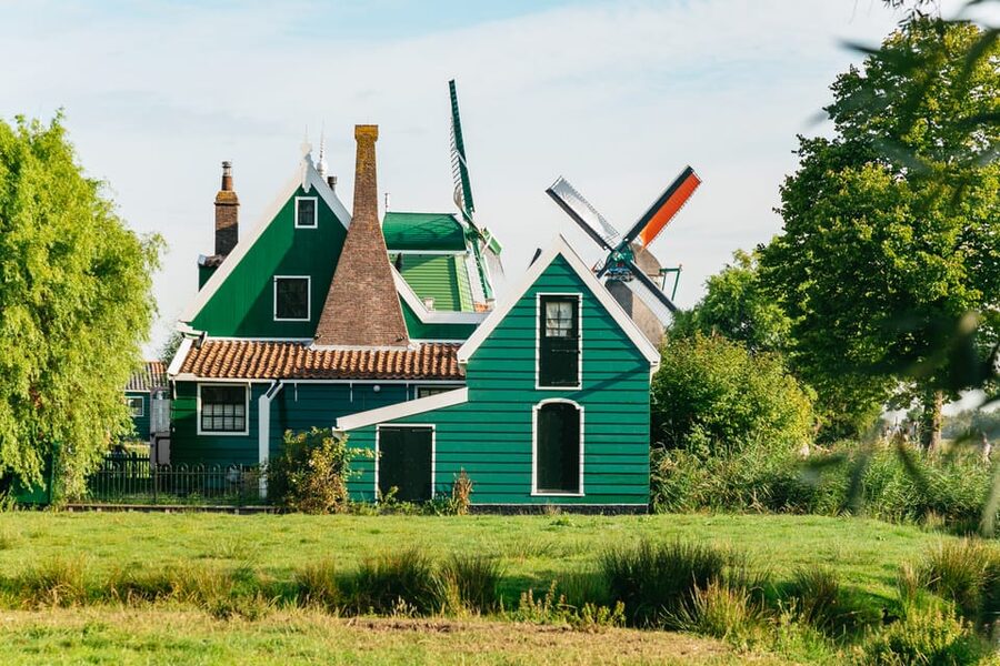 From Amsterdam: Zaanse Schans, Edam, & Marken Full-Day Trip - Simonehoeve Cheese Making and the Clog Workshop: Hands-On Dutch Craft