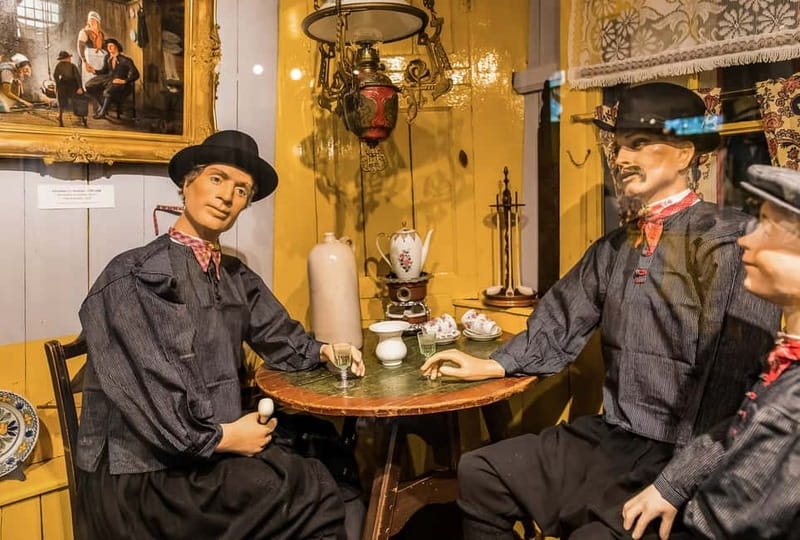 From Amsterdam: Zaanse Schans, Volendam, and Marken Day Trip - Wooden Shoe Craft Stops: Where the Fun Is Also Useful