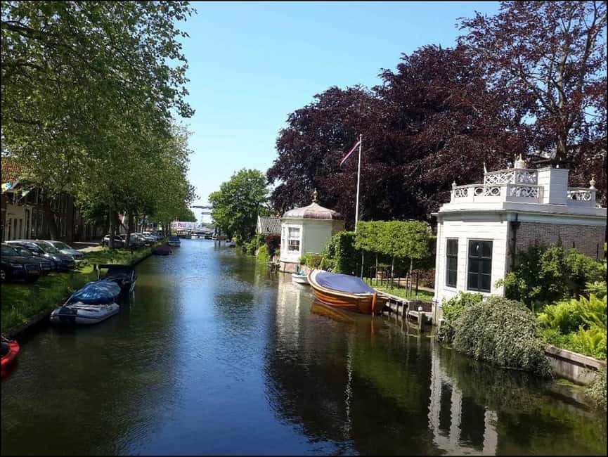 Full-day excursion to Edam, Volendam, and Marken - Three villages, one day: how Edam, Volendam, and Marken fit