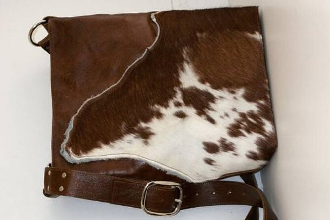 Genuine Leather Tote Bag Workshop in Leiden - Who This Workshop Fits Best (and When to Request a Different Time)