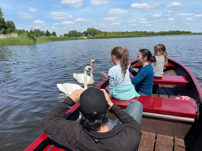 Giethoorm & Exploring the North of The Netherlands Tour - From Amsterdam to North Holland, with comfortable car time