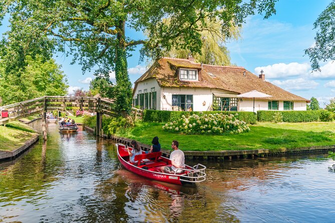 Giethoorn and Afsluitdijk Day Trip from Amsterdam with Boat Trip - Key Things I’d Put On Your Radar