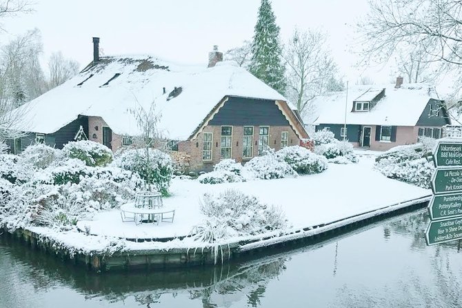 Giethoorn Day Tour from Amsterdam with Small Boat Ride - Guides can make or break the day, and the best ones do a lot