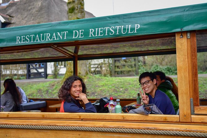 Giethoorn Guided DayTrip from Amsterdam - Small Add-Ons Your Guide Might Arrange (Like Apples and Stroopwafels)