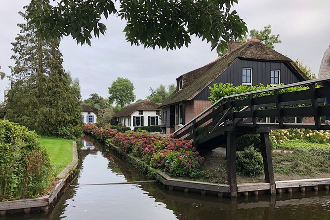 Giethoorn, Private Boat Tour & Exploring the North Netherlands - Hasselt, Little Amsterdam, and the Cobblestone Old Town Walk