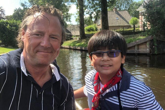 Giethoorn, Private Boat Tour & Zaanse Schans Windmills - Why the Private Format Matters (More Than You Think)