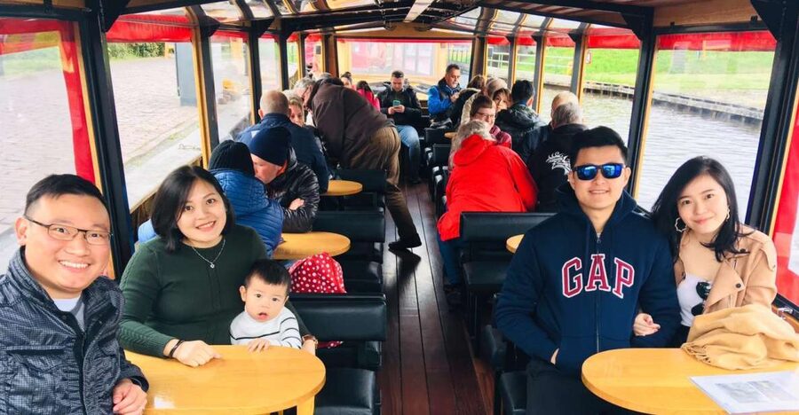Giethoorn: Private Day Trip with Boat Tour from Amsterdam - The Private Walking Tour, How You Get Your Bearings Fast