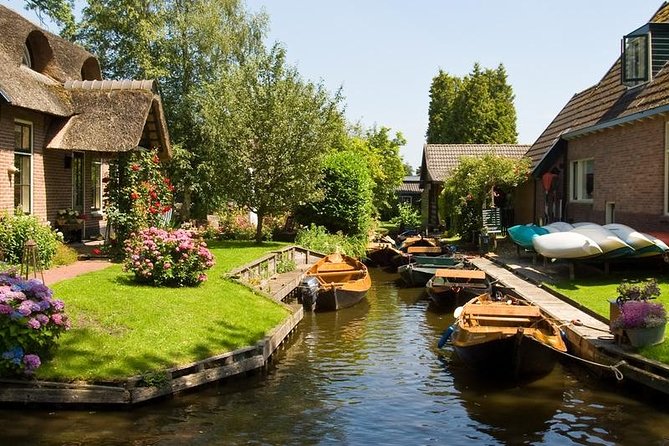 Giethoorn Private Tour & Boat Trip - Practical Tips to Make the Most of Giethoorn Time