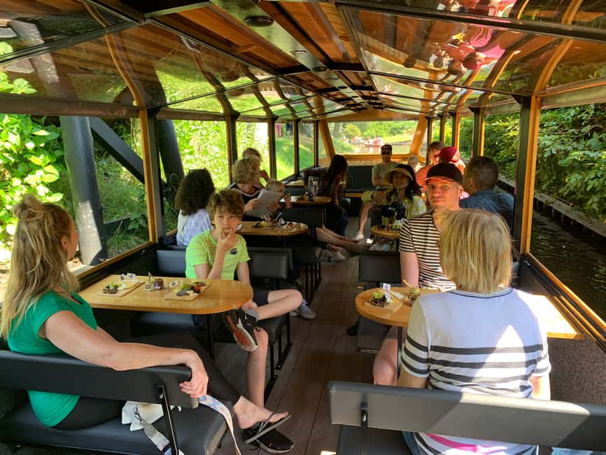 Giethoorn: Sightseeing Boat Tour - The 1-hour canal cruise: what you actually see