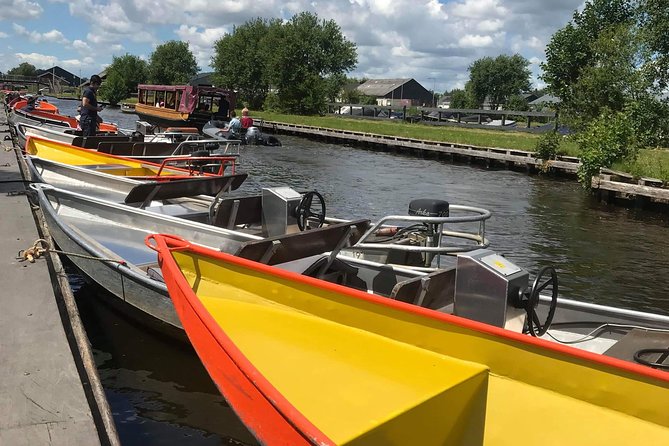 Giethoorn, Zaanse Schans Windmills Guided Day Trip from Amsterdam - Group size, pacing, and the long-day reality