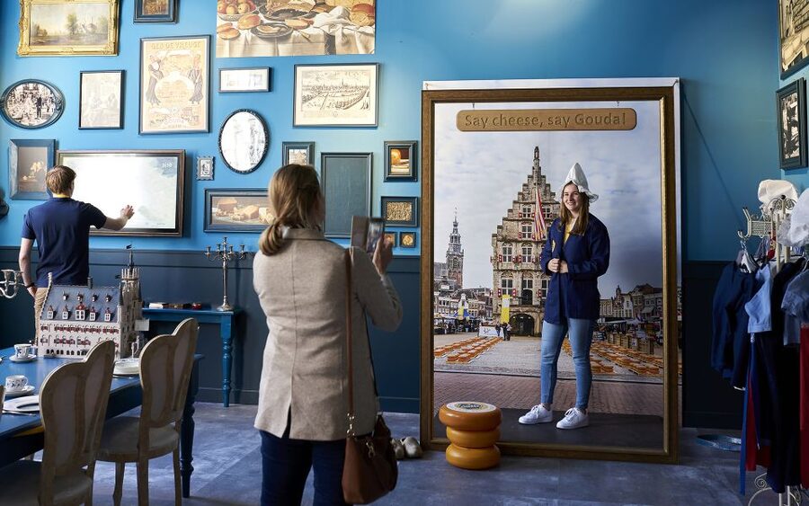 Gouda: Gouda Cheese Experience Entry Ticket - Entering the exhibit: your first taste of the Gouda story