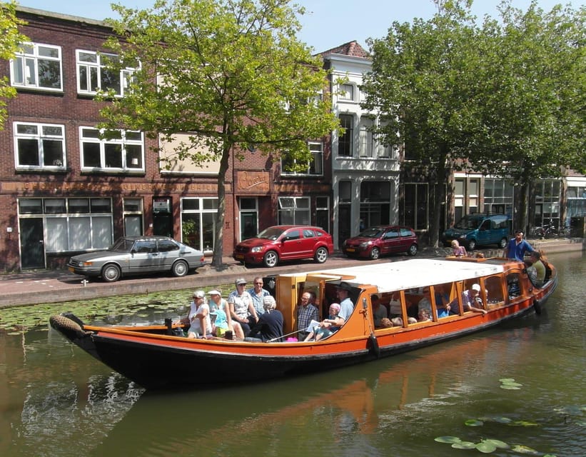 Gouda: Historical Canal Cruise - The skipper storytelling, where the cruise earns its strong rating