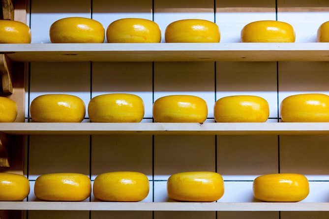Gouda Private Walking Tour: History, Architecture & Cheese - Cheese museum plus Gouda Cheese Experience tasting: confirm what’s included