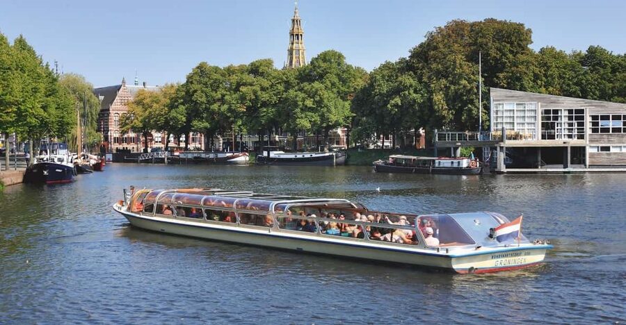 Groningen: City Canal Cruise - A Simple One-Hour Plan That Still Feels Like a Real Sighting
