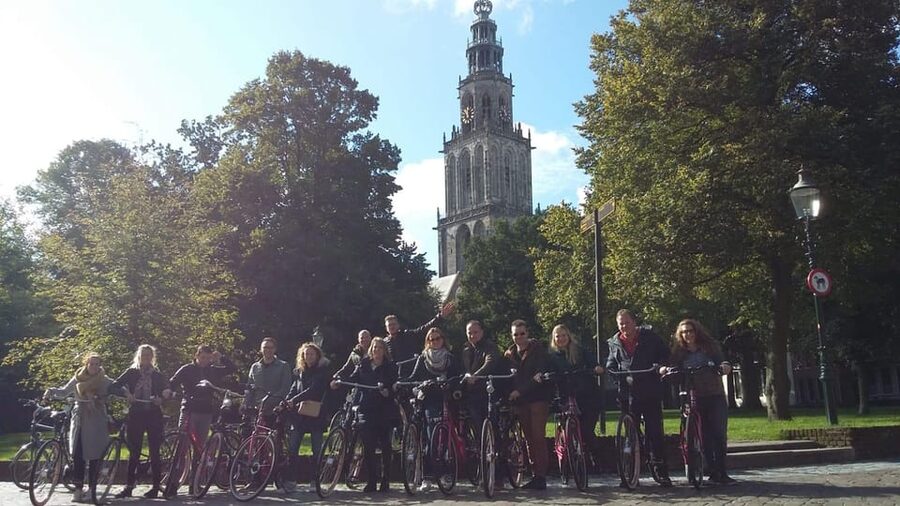 Groningen: City Highlights Bike Tour - The ride rhythm: relaxed pace, but be ready for Groningen traffic