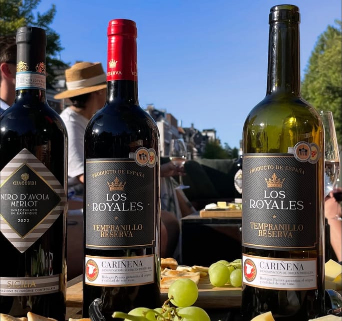 Groningen: Evening Cheese and Wine cruise - The real appeal of a 1-hour Groningen canal cruise