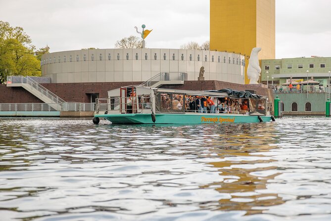 Groningen: Terrace Boat Experience with a Cozy Bar: 1 hour - Bar service, snacks, and dietary options: what to expect and how to budget