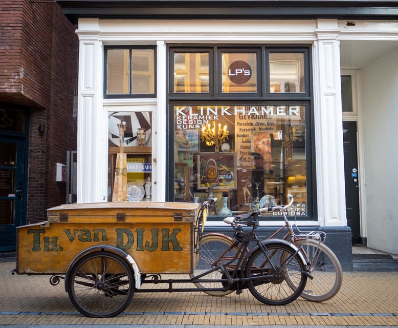 Groningen: Walking Tour with Local Guide - Grote Markt area landmarks: where power, learning, and civic life intersect
