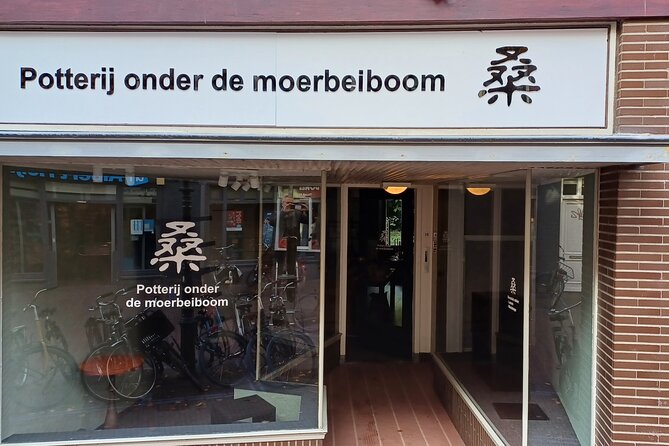 Guided Pottery Workshop on a Turntable in Choorstraat - Key highlights you should care about