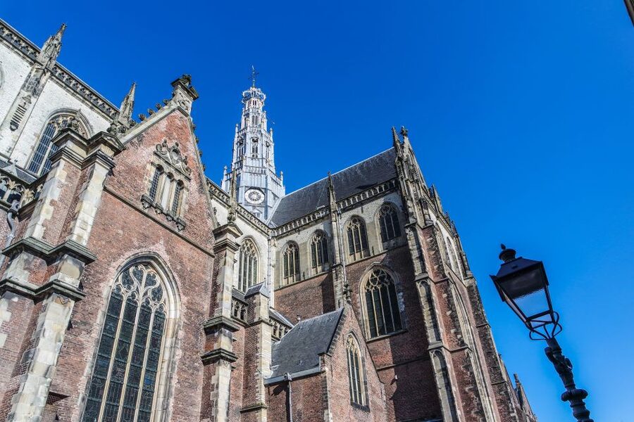 Haarlem: City Highlights Walking Tour - Teylers Hofje and Hofje van Bakenes: small courtyards, big mood (5 to 10 minutes)