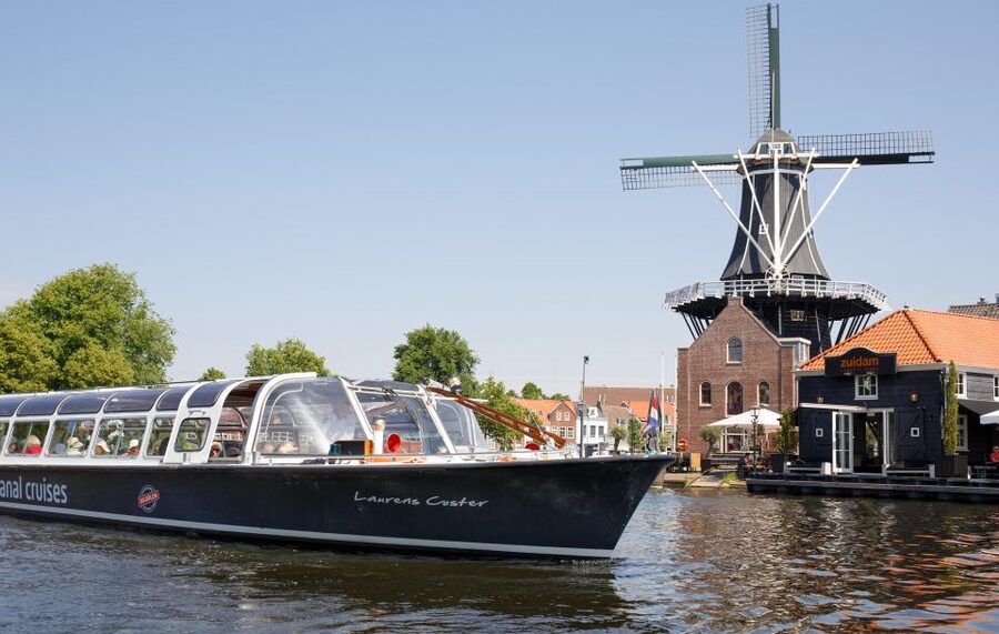 Haarlem: Dutch Windmill & Spaarne River Sightseeing Cruise - Stop-by-stop: what each part adds to the ride