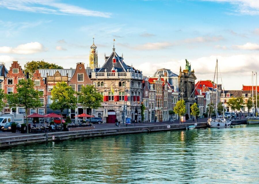 Haarlem: Dutch Windmill & Spaarne River Sightseeing Cruise - Food, drinks, and what you can add yourself