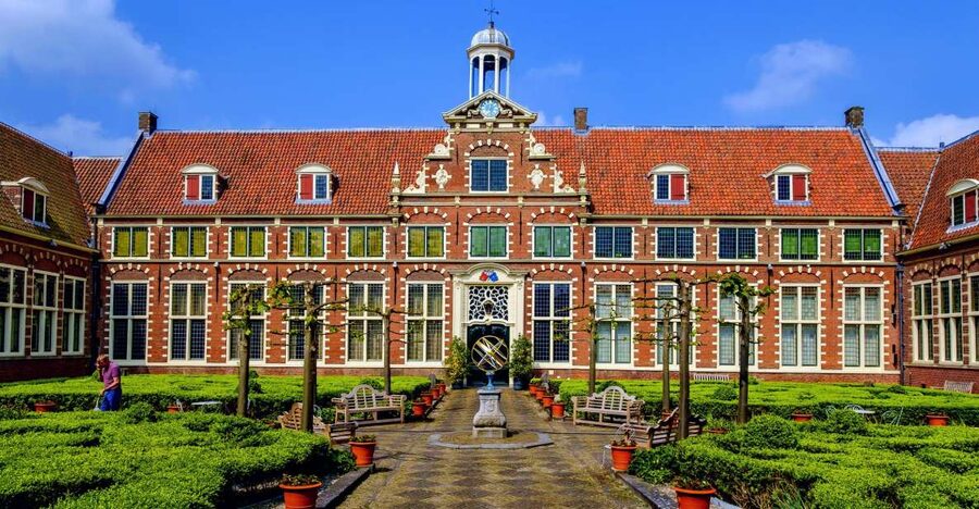 Haarlem: Frans Hals Museum Entrance Ticket with Audio Guide - HOF Frans Hals Museum: a second stop that actually adds up