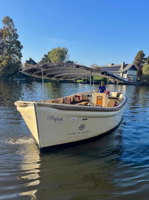 Haarlem: Guided Highlights Canal Cruise on Open Boat - Leidsevaart and Raamvest: shorter segments, sharper variety