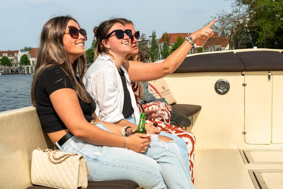 Haarlem: Guided Highlights Canal Cruise on Open Boat - Starting at Windmill De Adriaan (1779): easy to find, fun to board