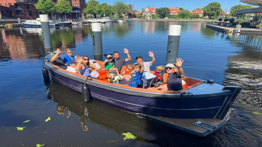 Haarlem: Self-Drive Private Electric Boat Rental - From Industrieweg 7 to Haarlem Waterways: Getting Started Smoothly