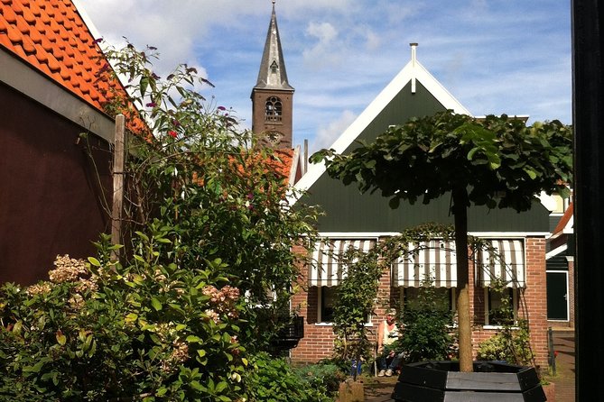 Half-Day Edam and Volendam Private Walking Tour from Amsterdam - Why Edam and Volendam work so well in half a day