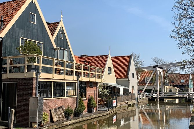 Hidden Gems Tour: visit 5 unforgettable places from Amsterdam - Meet-up and timing: what your day really looks like