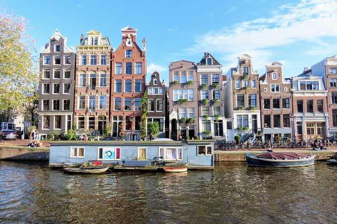 History & culture tour in Amsterdam with a local - Beursplein To Centraal Station: a smart Amsterdam route in 2 hours