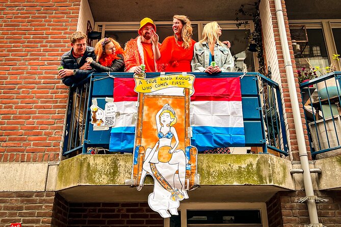 Humans of Amsterdam: Cultural Walking Tour incl. meeting 2 locals - The Humans of Amsterdam concept: history through people