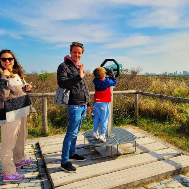 Interactive Safe 2,5hr Bike tour with Entertaining Guide - The route, stop by stop: palaces, peace, parliament, and a seaside reset