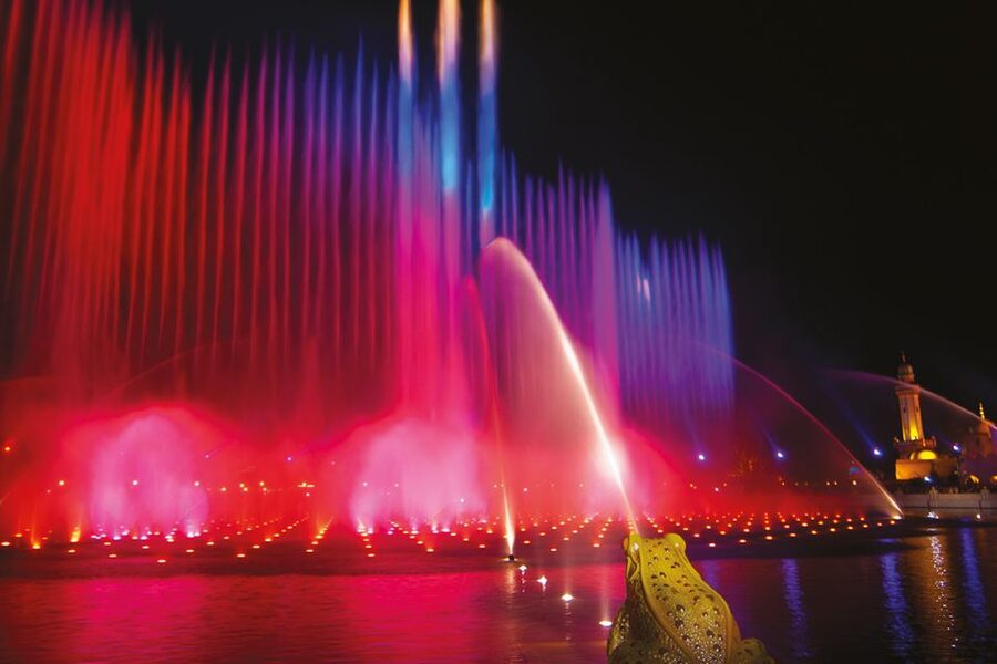 Kaatsheuvel: Efteling Theme Park Day Admission Ticket - Fairy Tale Forest, Droomvlucht, and George and the Dragon