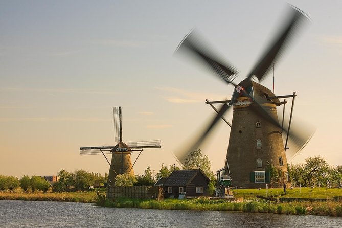 Kinderdijk, The Hague, Mauritshuis Private Tour from Amsterdam - Amsterdam canal cruise voucher: a solid add-on near Central Station